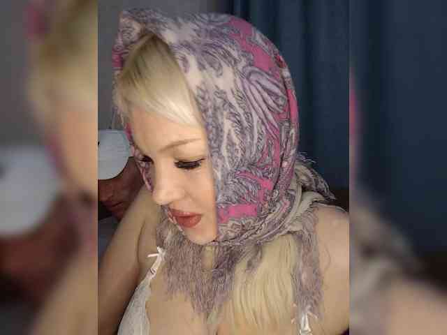 AlenkiyCvetochek webcam