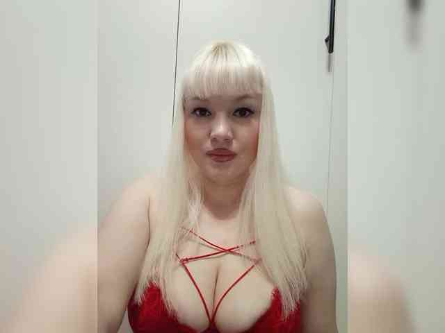 Mediumsomnambula Live Webcam on BongaCams