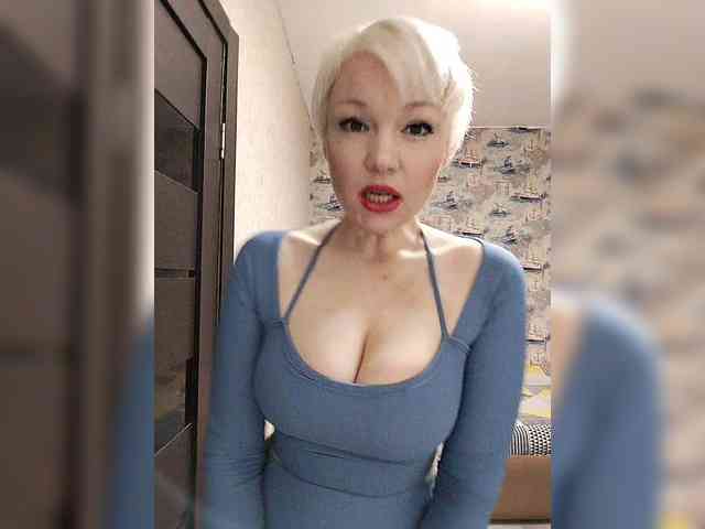 Mediumsomnambula Live Webcam on BongaCams