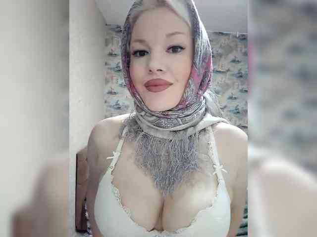 AlenkiyCvetochek webcam