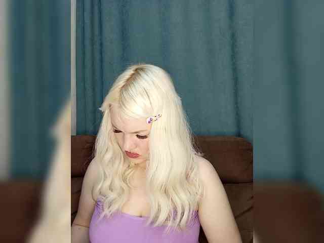 AlenkiyCvetochek webcam