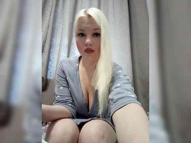 AlenkiyCvetochek webcam