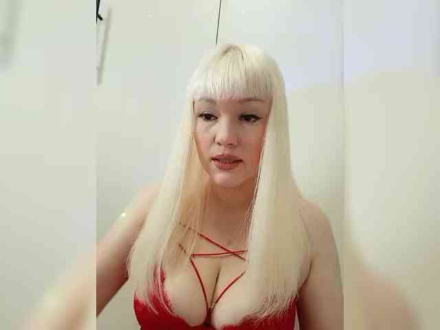 AlenkiyCvetochek webcam