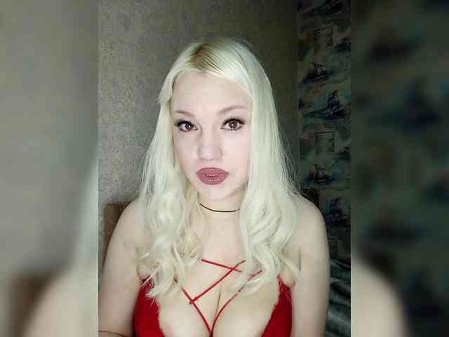 AlenkiyCvetochek webcam