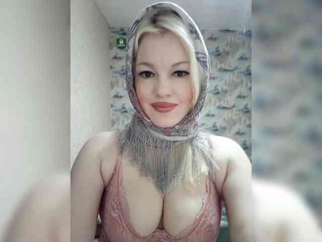 AlenkiyCvetochek webcam