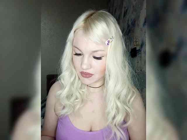 AlenkiyCvetochek webcam