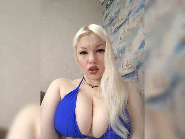 AlenkiyCvetochek webcam