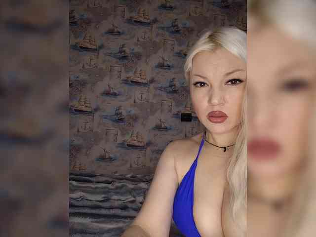 AlenkiyCvetochek webcam