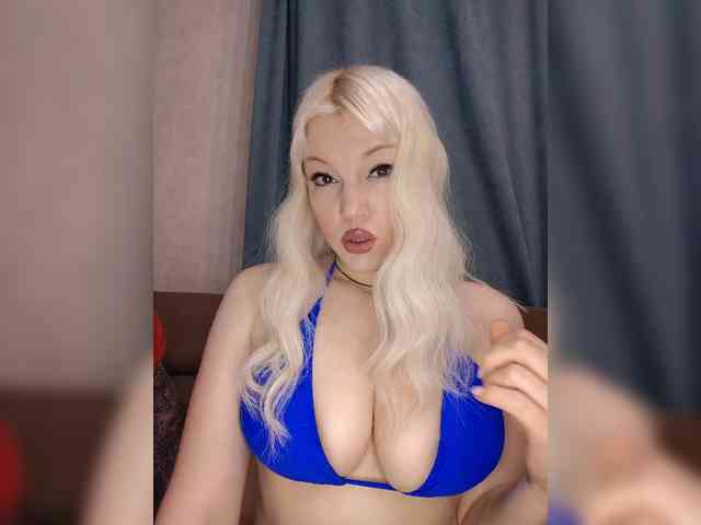 AlenkiyCvetochek webcam