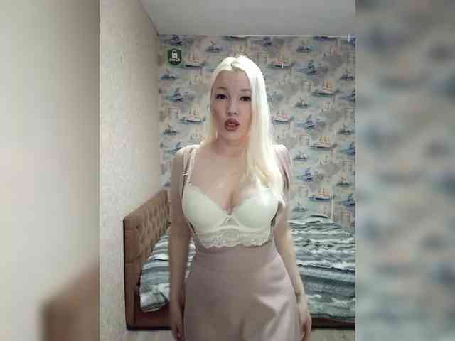 AlenkiyCvetochek webcam