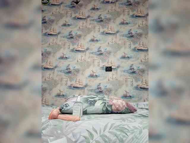 AlenkiyCvetochek webcam