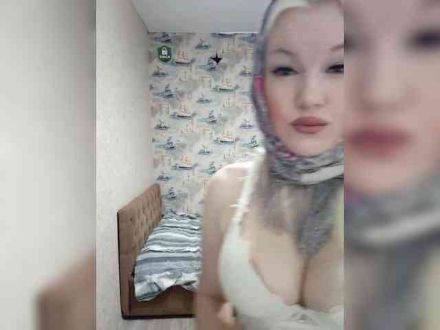 AlenkiyCvetochek webcam