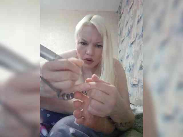 AlenkiyCvetochek webcam