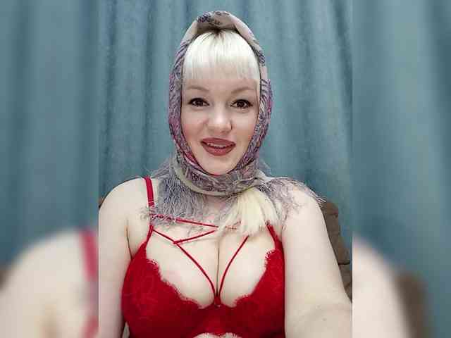 AlenkiyCvetochek webcam