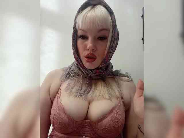 AlenkiyCvetochek webcam