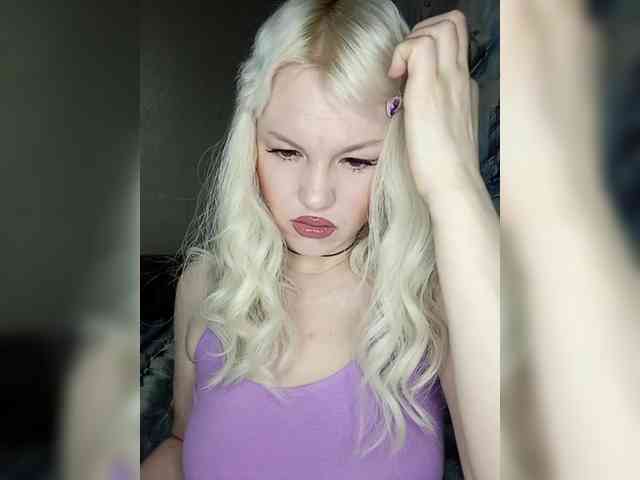 AlenkiyCvetochek webcam