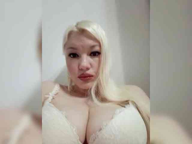 AlenkiyCvetochek webcam