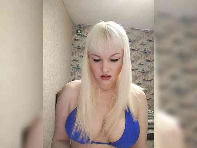 AlenkiyCvetochek webcam