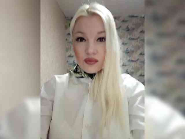 AlenkiyCvetochek webcam