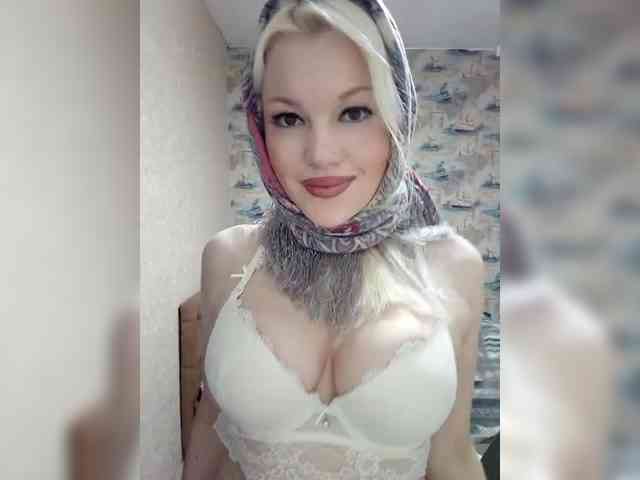 AlenkiyCvetochek webcam