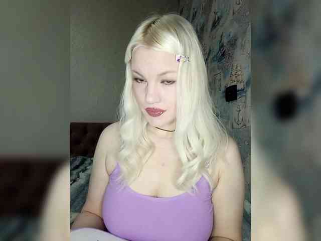 AlenkiyCvetochek webcam