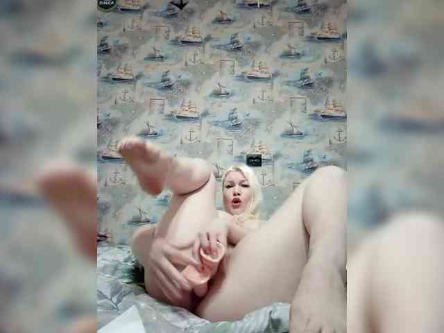 AlenkiyCvetochek webcam