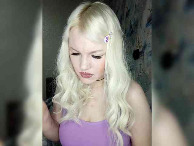 AlenkiyCvetochek webcam