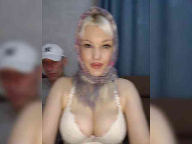 AlenkiyCvetochek webcam