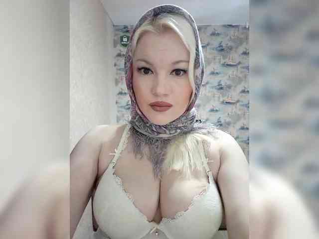 AlenkiyCvetochek webcam