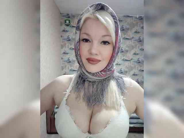 AlenkiyCvetochek webcam