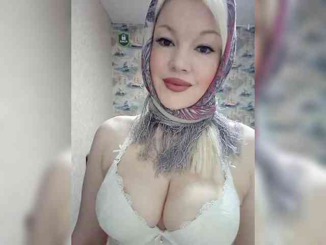 AlenkiyCvetochek webcam