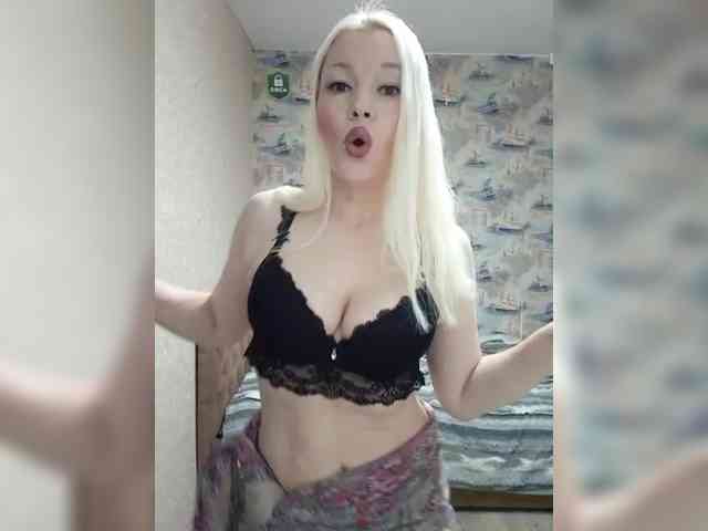 AlenkiyCvetochek webcam