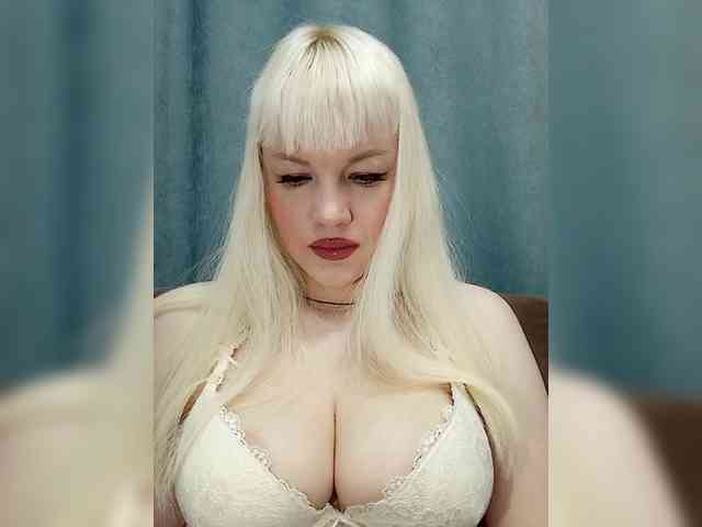 AlenkiyCvetochek webcam