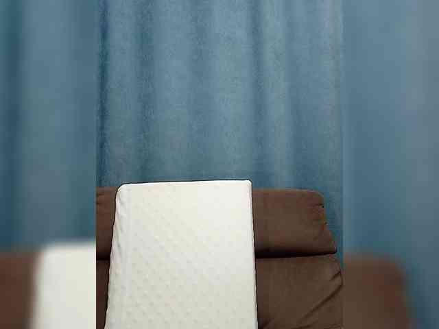 AlenkiyCvetochek webcam