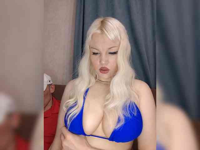 AlenkiyCvetochek webcam