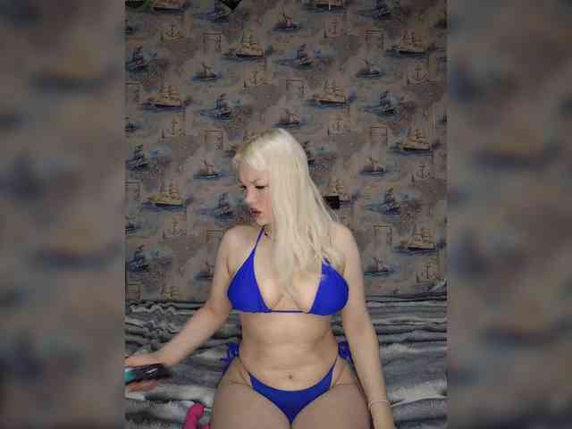 AlenkiyCvetochek webcam