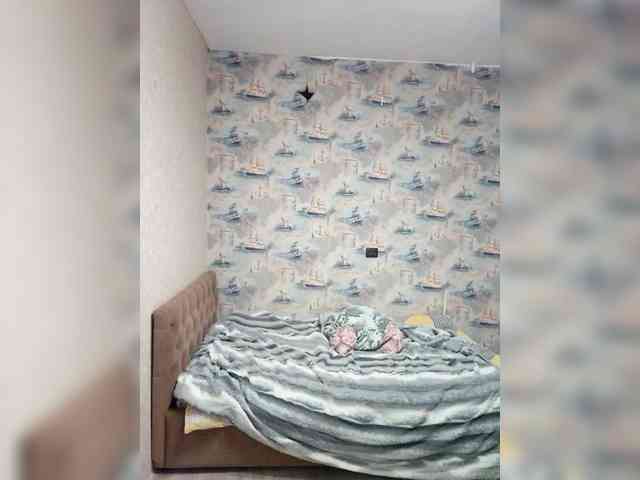 AlenkiyCvetochek webcam