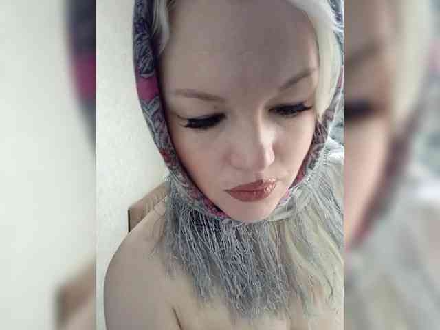 AlenkiyCvetochek webcam