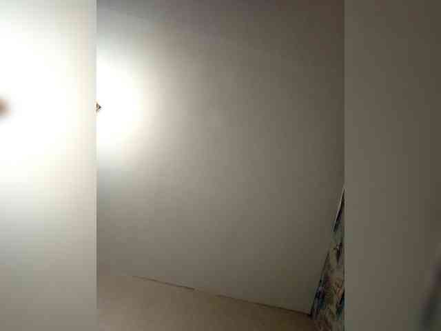 AlenkiyCvetochek webcam