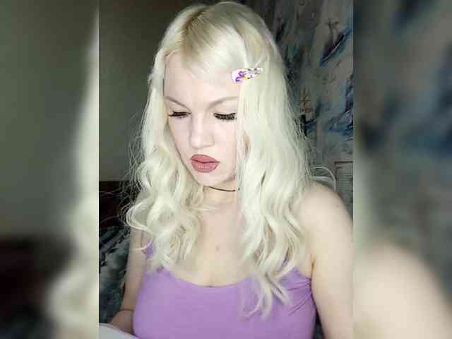 AlenkiyCvetochek webcam