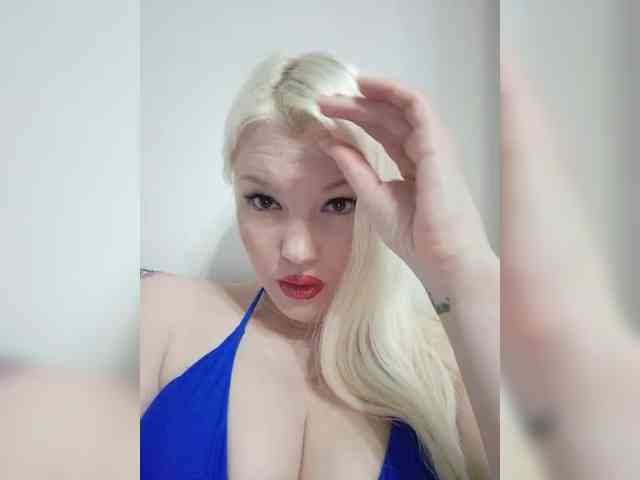 AlenkiyCvetochek webcam