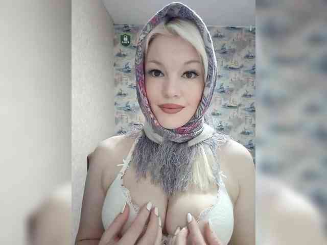 AlenkiyCvetochek webcam