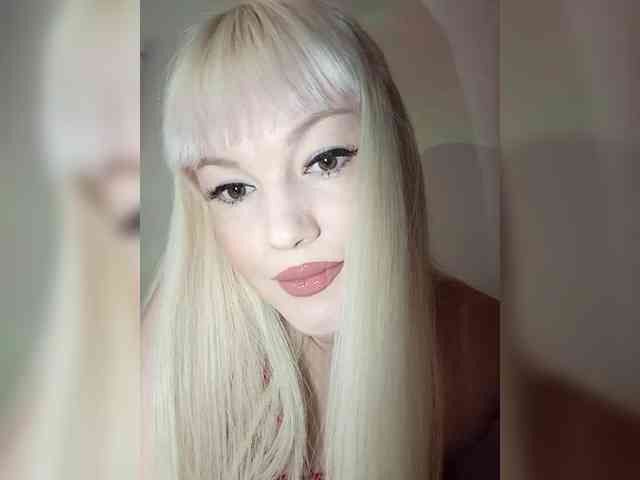 AlenkiyCvetochek webcam