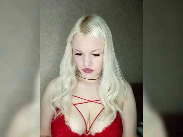 AlenkiyCvetochek webcam