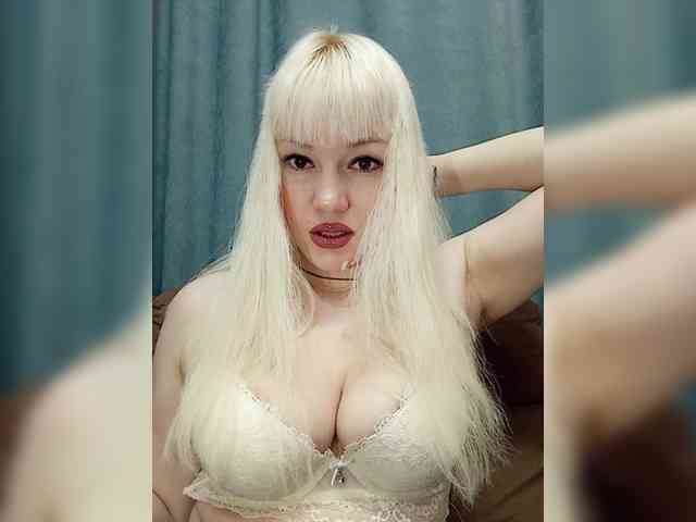 AlenkiyCvetochek webcam