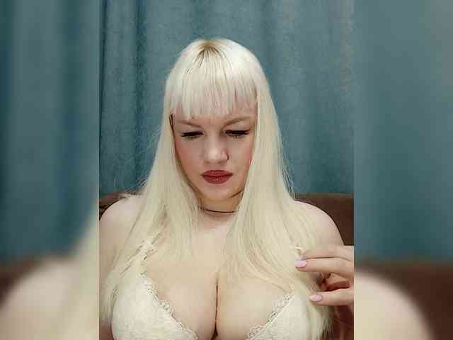 AlenkiyCvetochek webcam