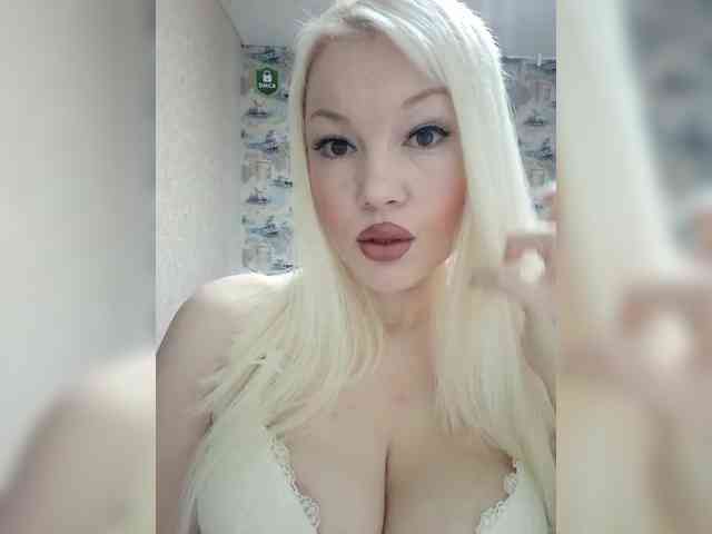 AlenkiyCvetochek webcam