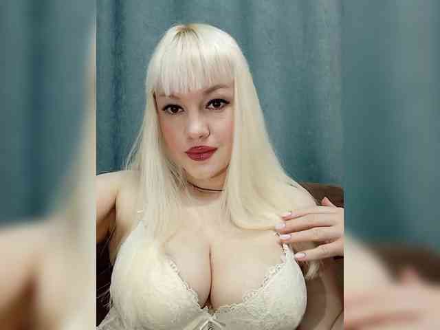 AlenkiyCvetochek webcam