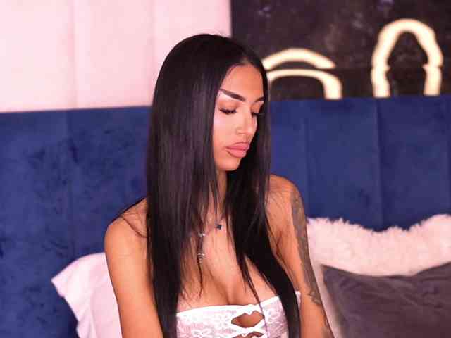 KimNatty Live Webcam on BongaCams