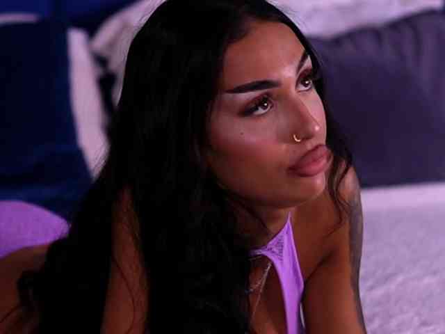 KimNatty webcam